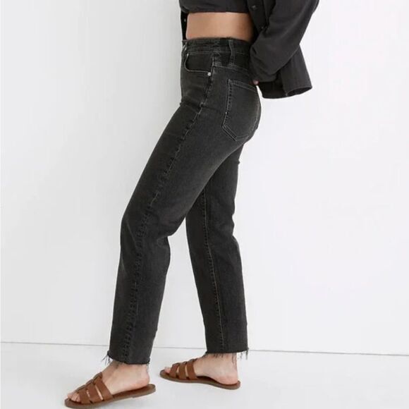 Madewell Curvy Petite Perfect Vintage Straight Jean in Lunar Wash, 33P - Picture 2 of 15